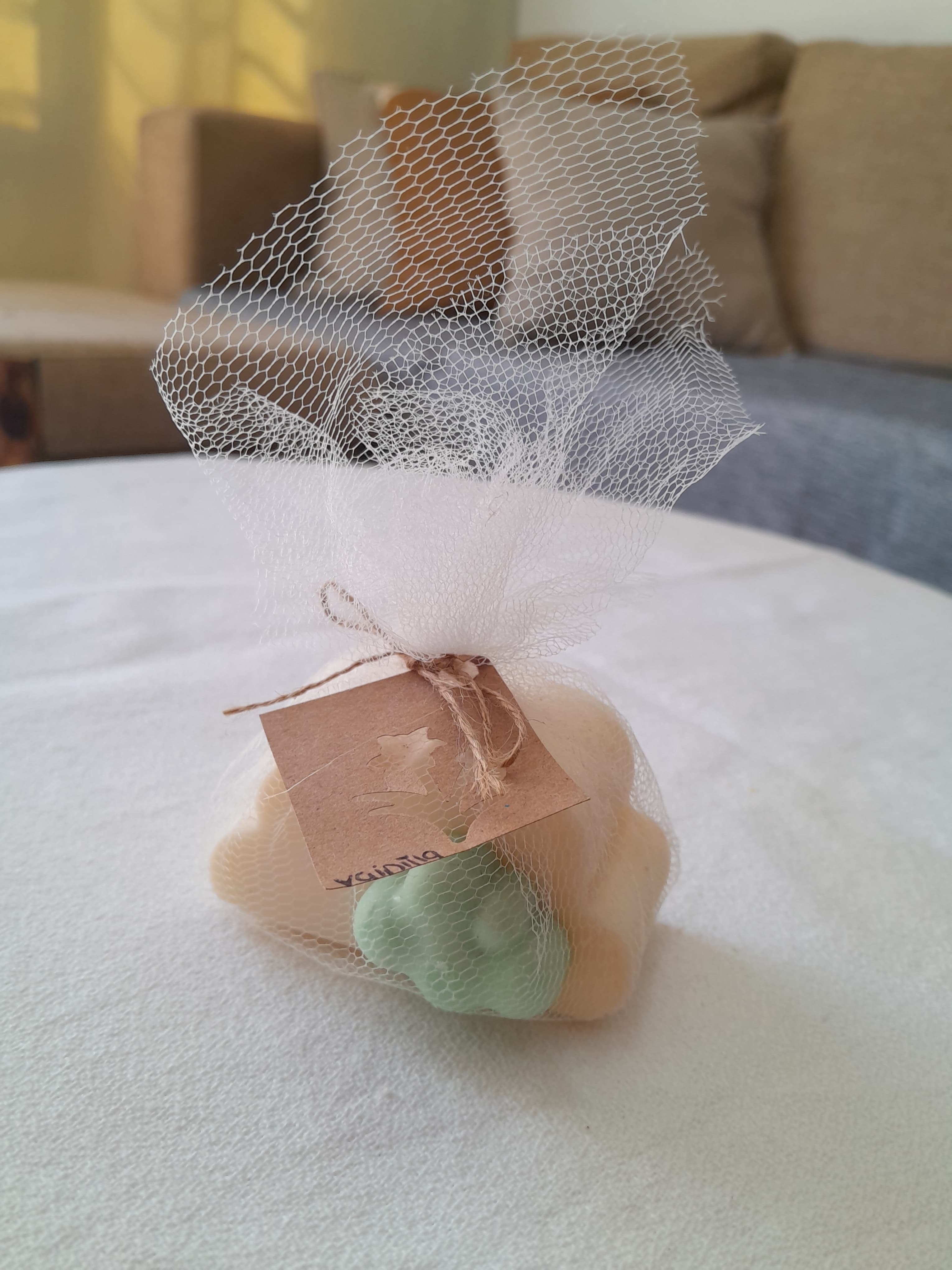 Vela con forma de nube 0