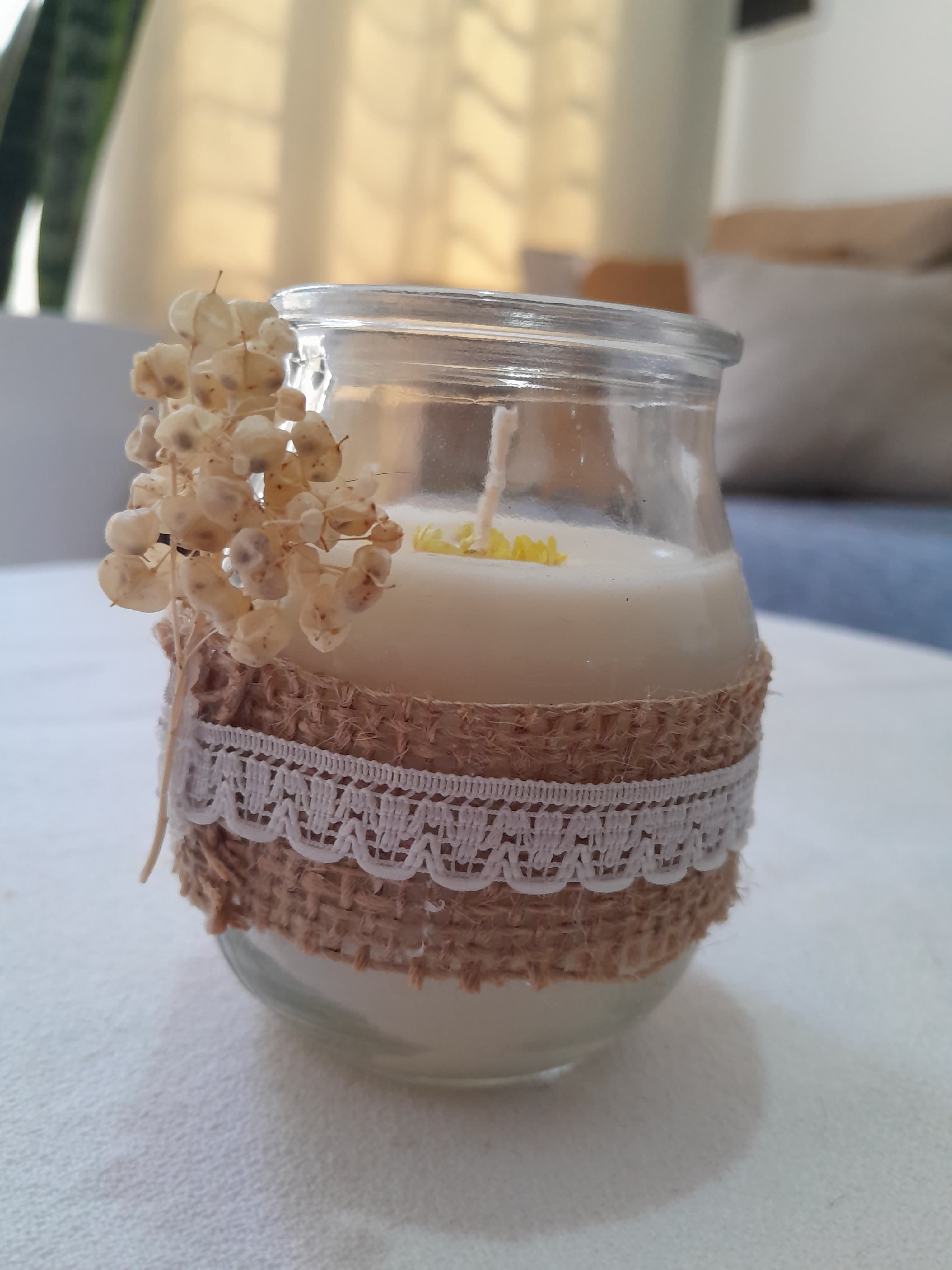 Vela en Frasco con decoración 0